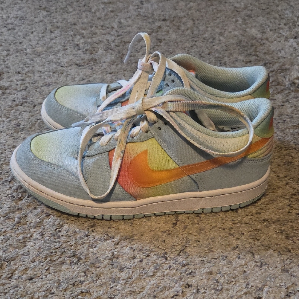 Womens Nike Multicolored Sneakers Size 6.5